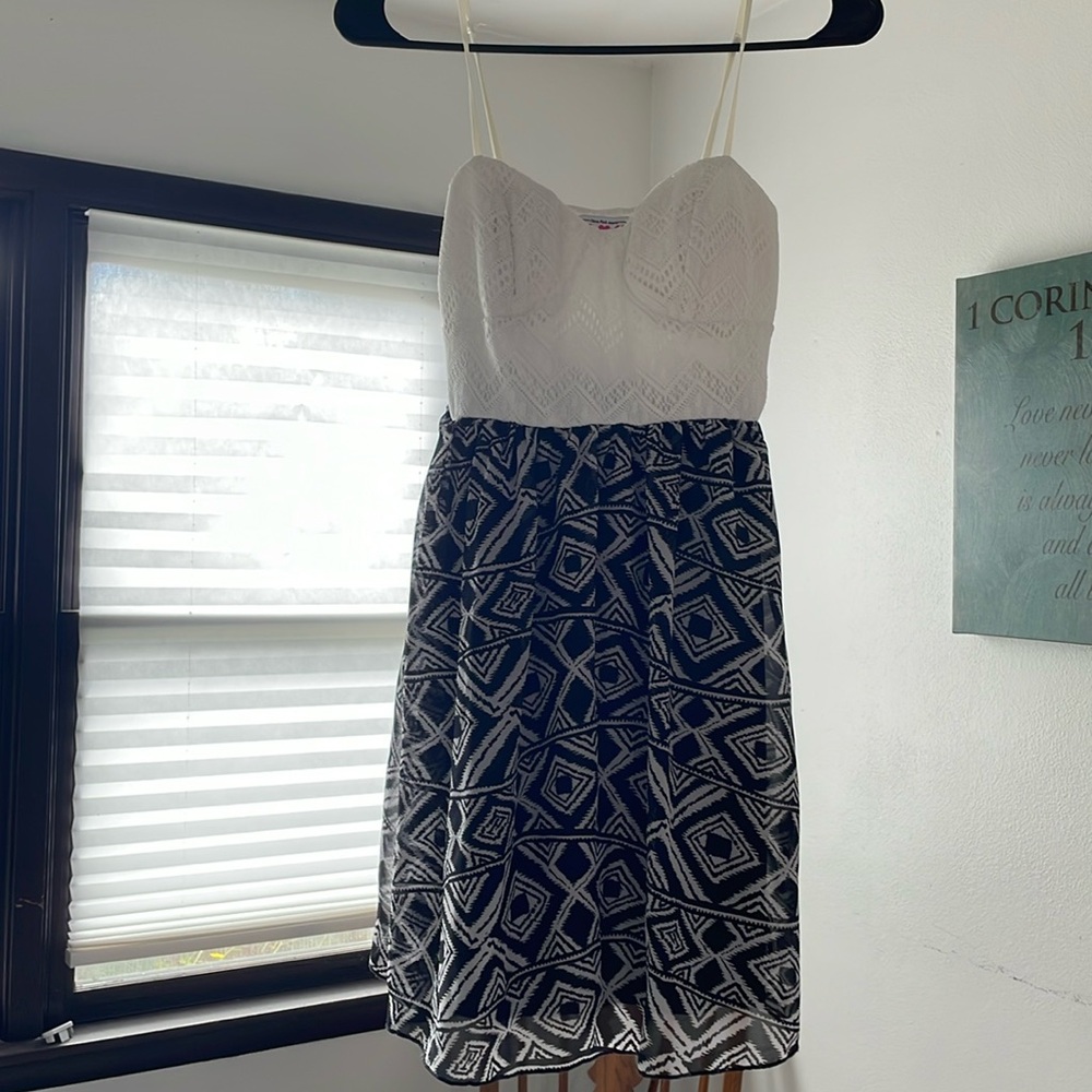 Black and white dress size small